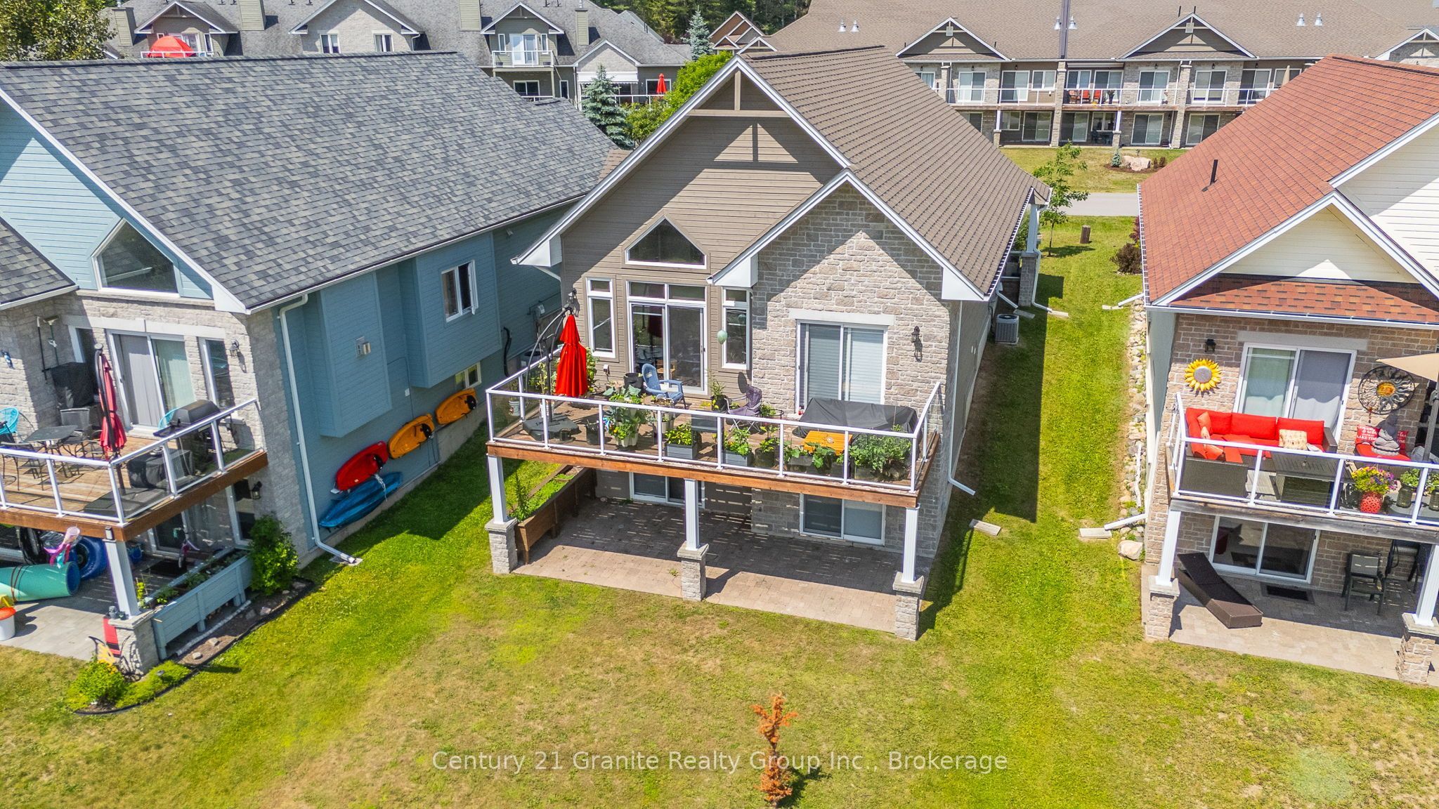 17 Webb Circle, Dysart Et Al, On K0m 1s0
