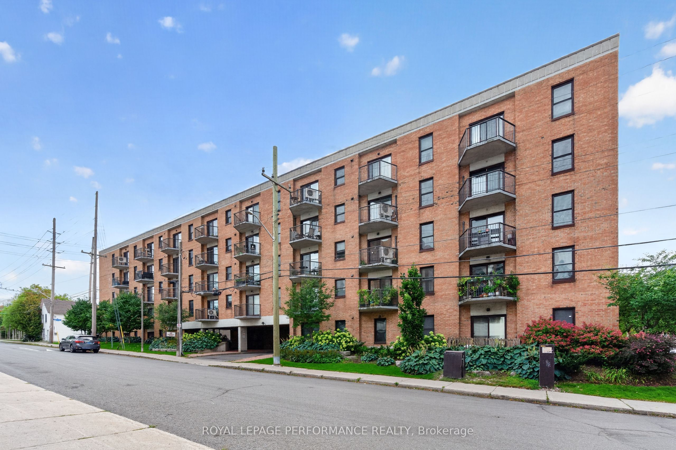 50 Burnside Avenue 407, West Centre Town, On K1y 2m2