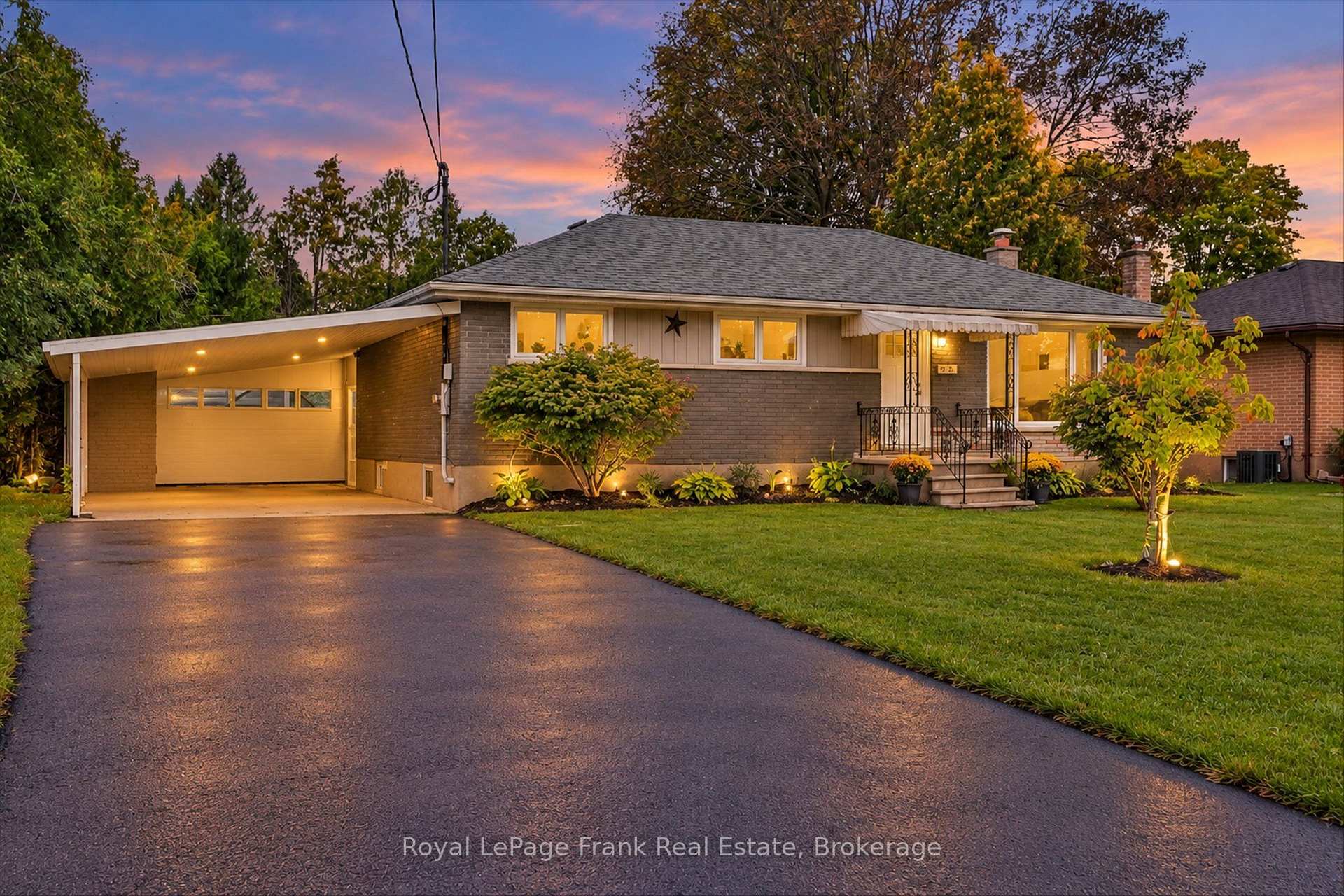 19 Daleview Avenue, Peterborough, On K9j 1l6