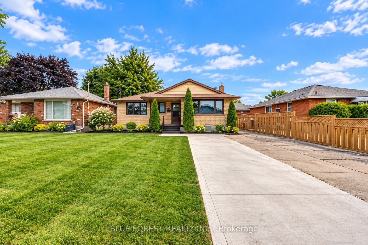 1688 Trafalgar Street, London East, On N5w 1x3