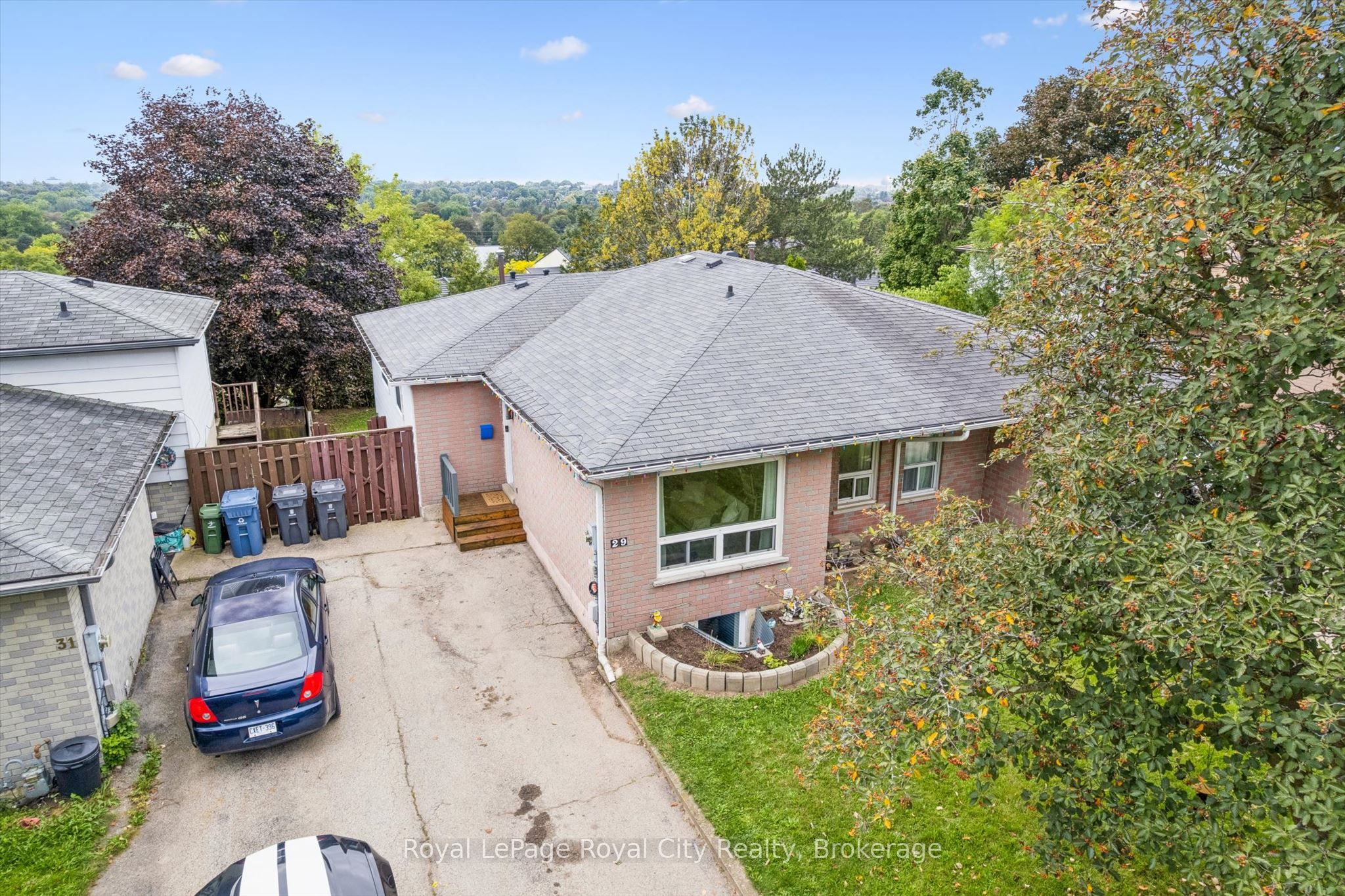 29 Mcilwraith Crescent, Guelph, On N1e 6j4