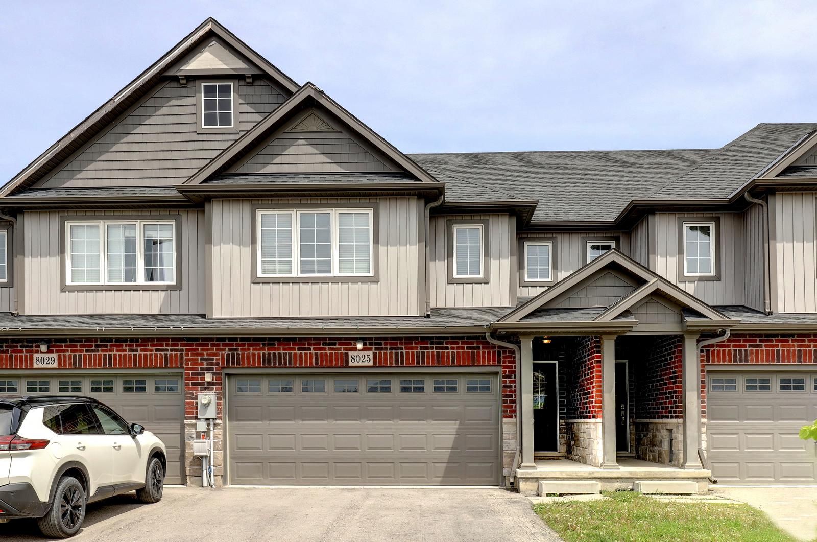 8025 Cole Court, Niagara Falls, On L2g 0h8