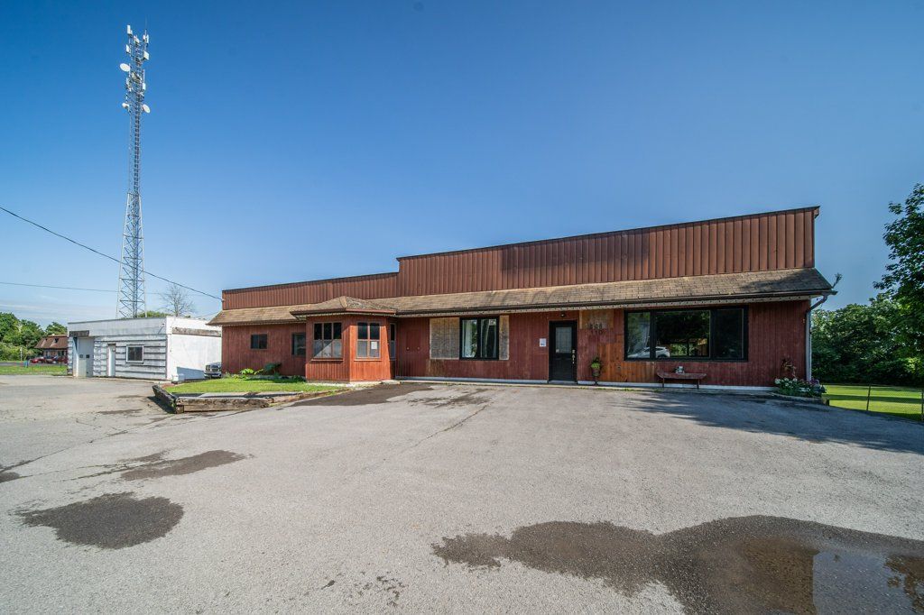 108 Dundas Street, Deseronto, On K0k 1x0