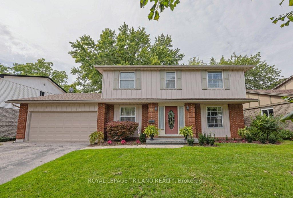 44 Spencer Crescent, London North, On N5x 2k6