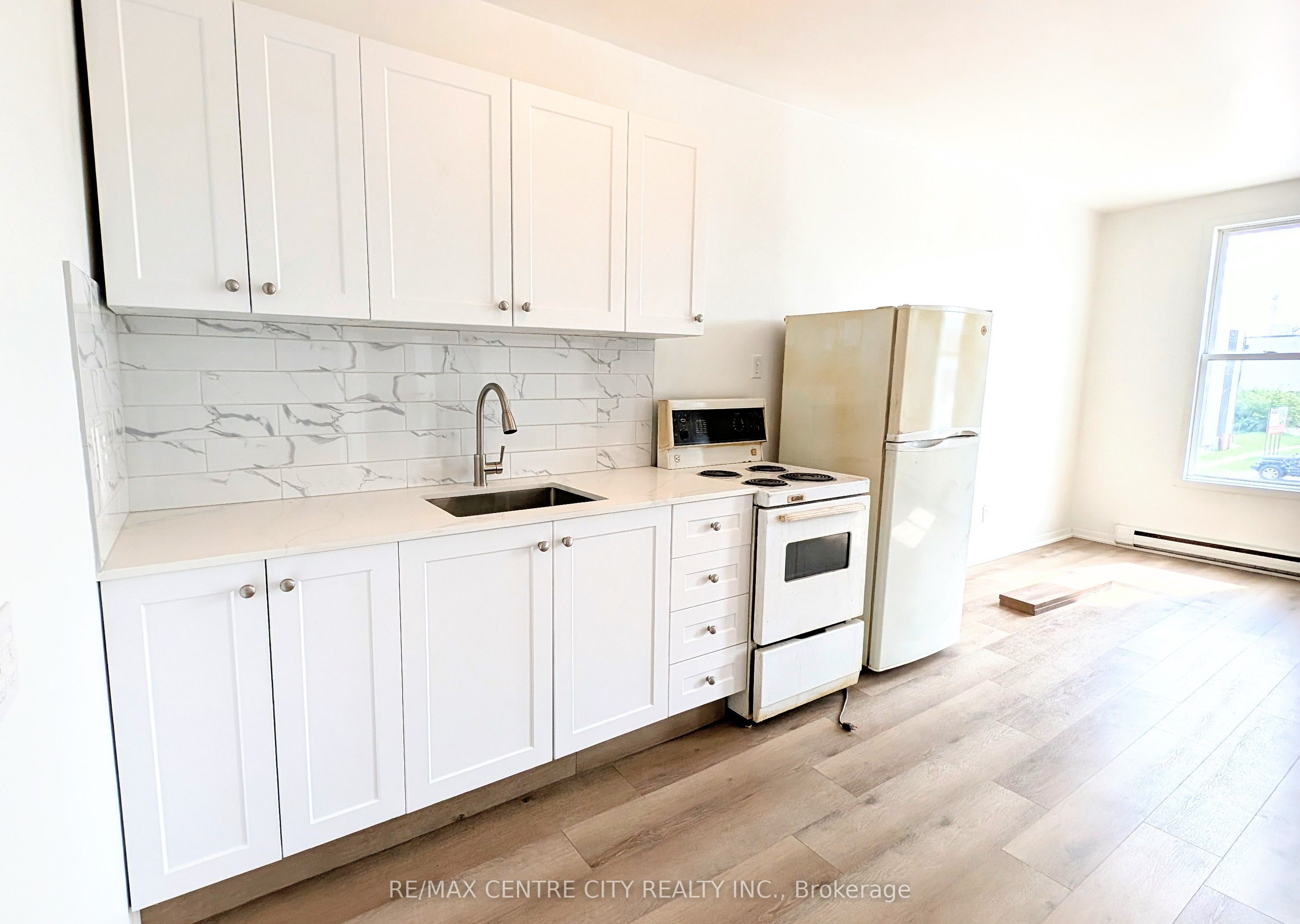 827 Talbot Street 2, St. Thomas, On N5p 1c3