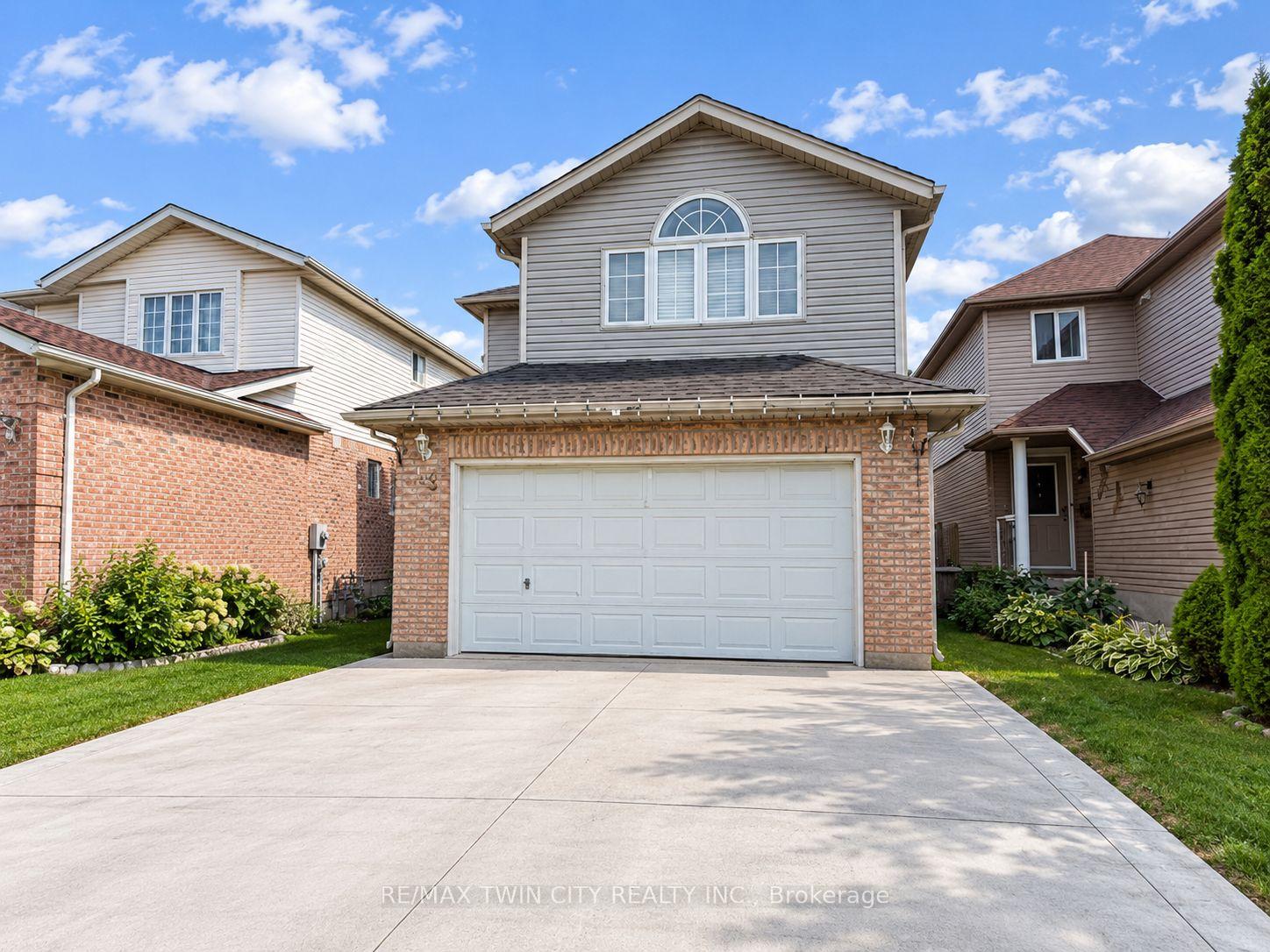 63 Orchid Crescent, Kitchener, On N2e 3n3