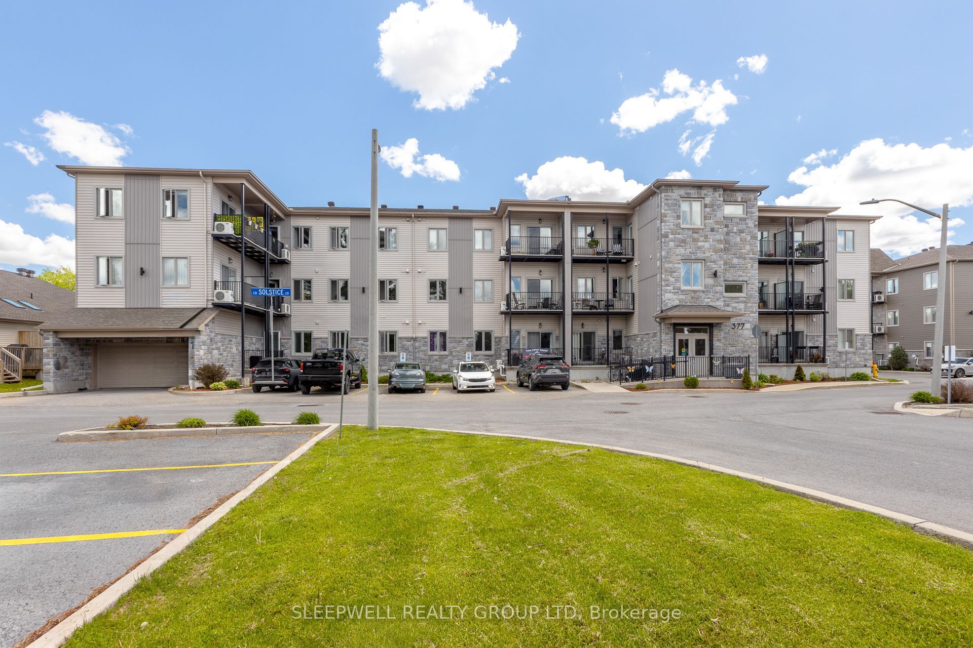 377 Solstice Crescent 204, Russell, On K0a 1w1