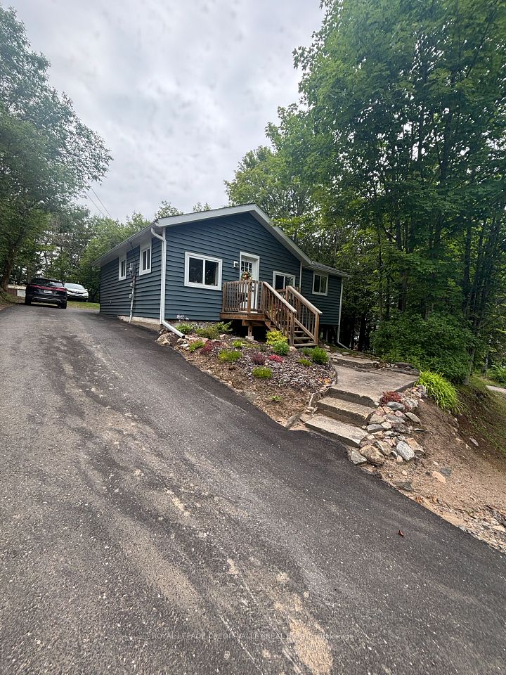 40 Cleak Avenue N, Bancroft, On K0l 1c0