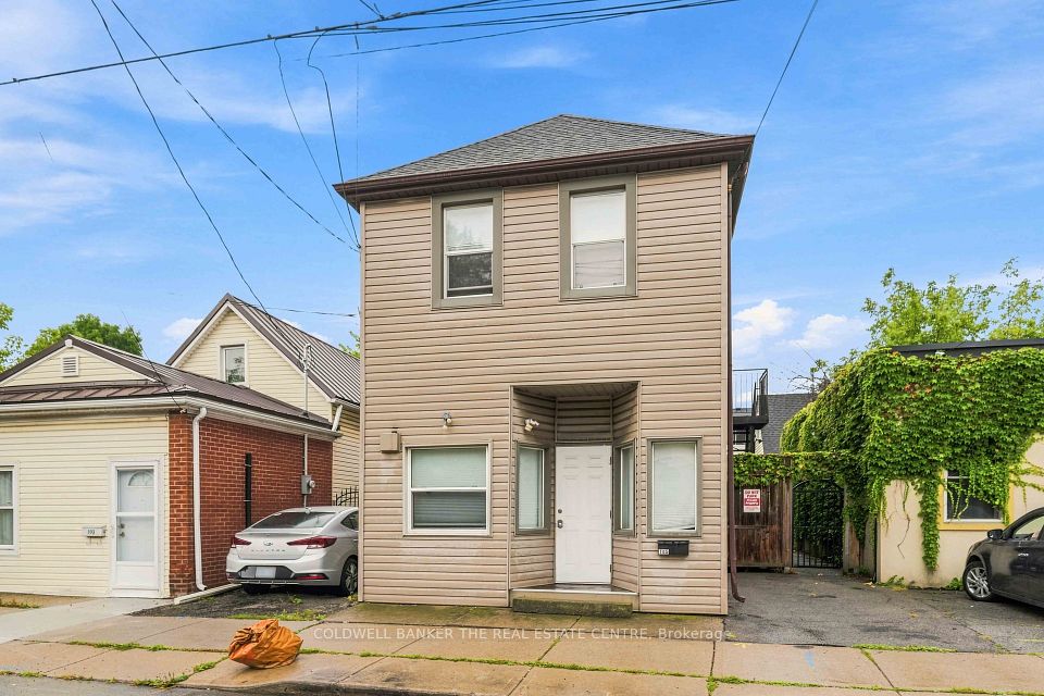 105 Emerson Street, Hamilton, On L8s 2x5