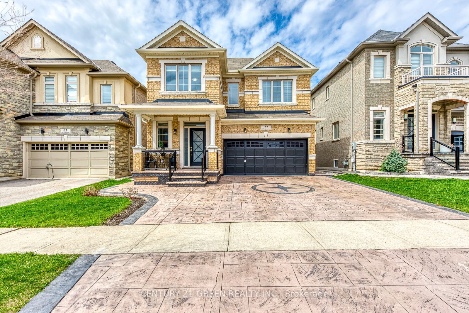 99 Mcknight Avenue N, Hamilton, On L8b 0t8