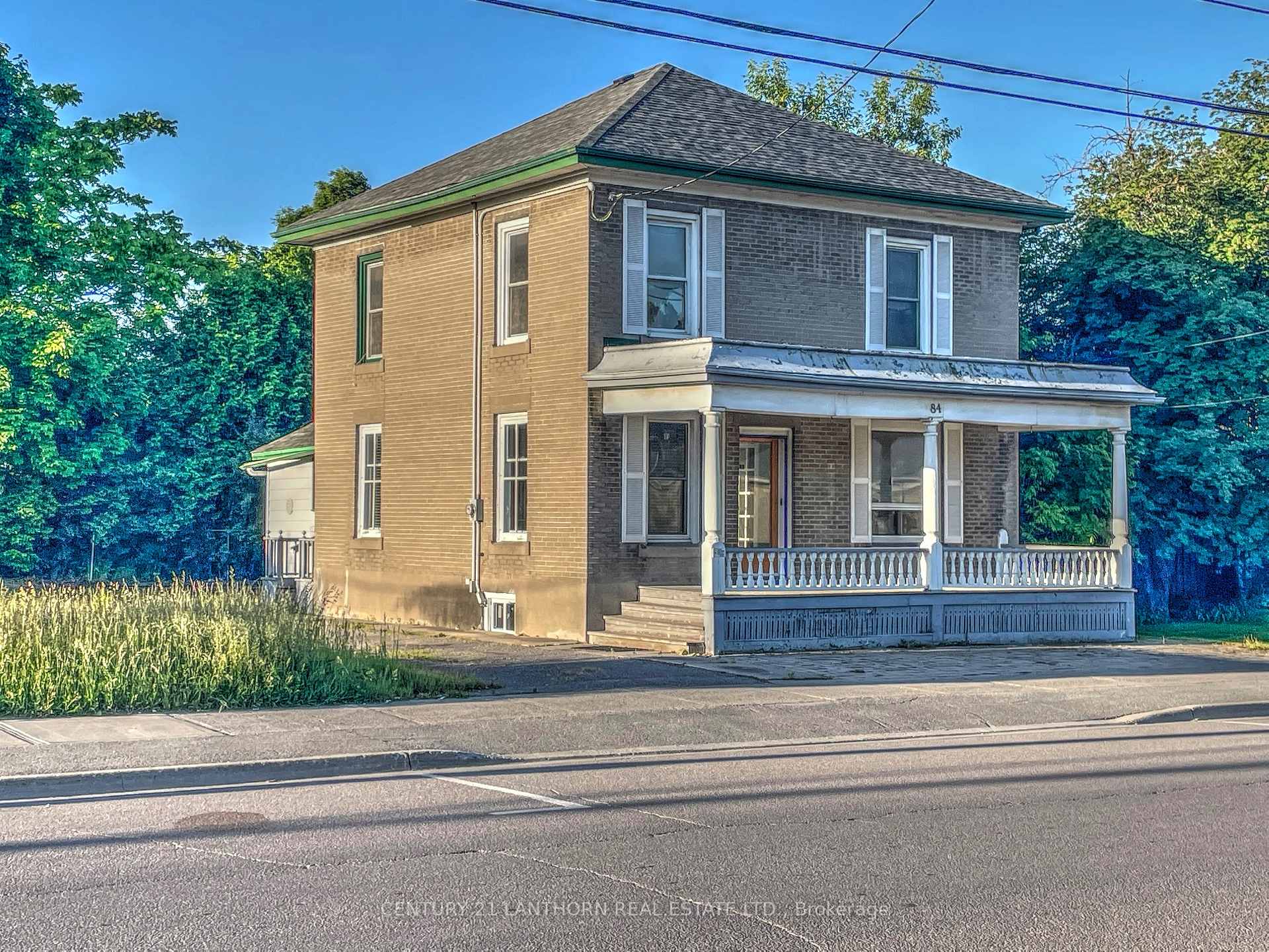84 Picton Main Street W, Prince Edward County, On K0k 2t0